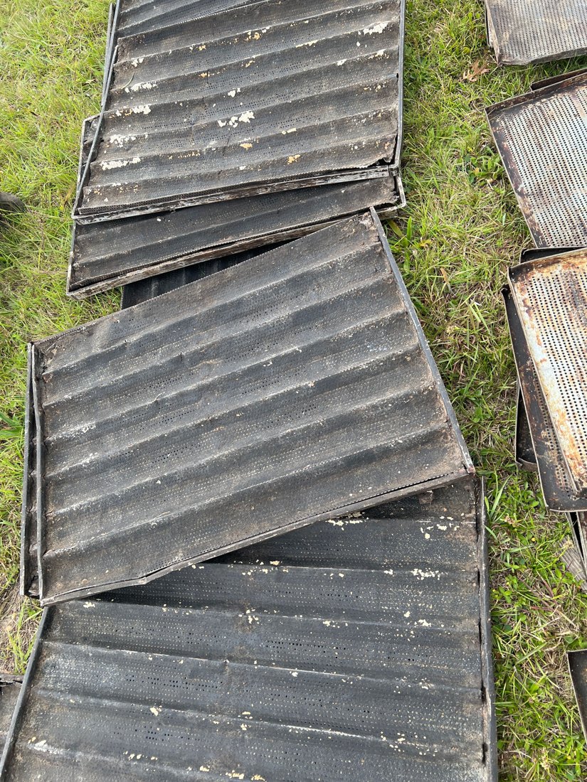 Lote 3: LOTE DE BANDEJAS DE PANADERIA